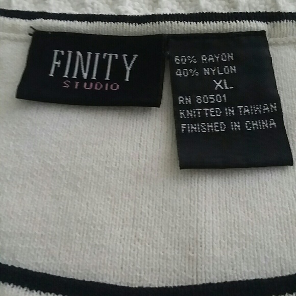 Finity Studio Top - Picture 3 of 4